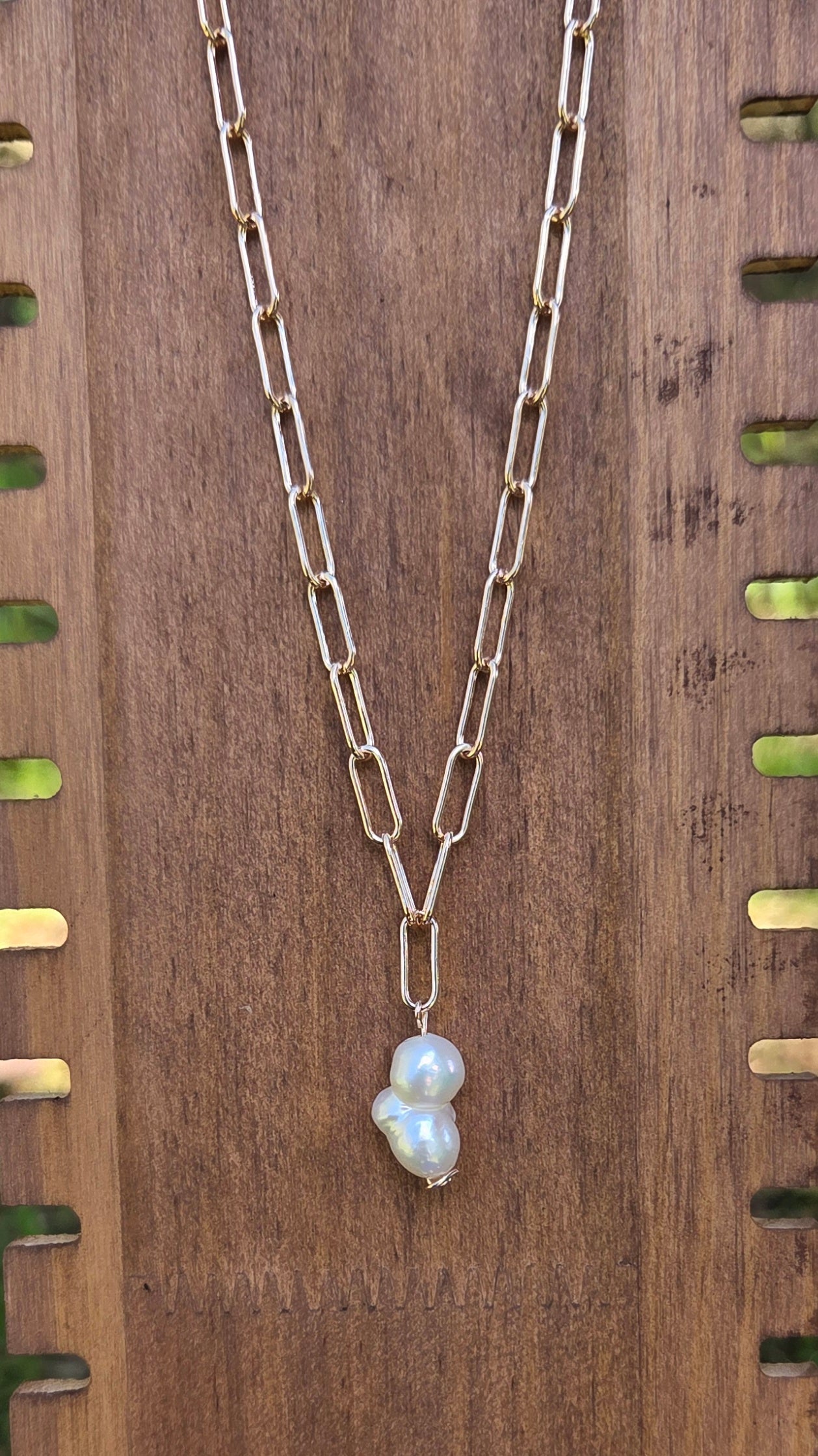 Rose paperclip white pearl
