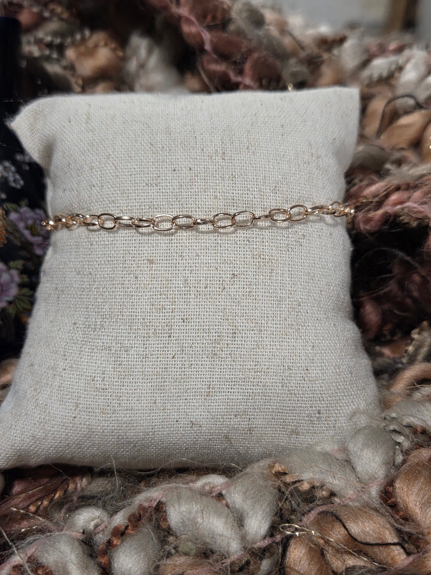 Rose open cable link bracelet