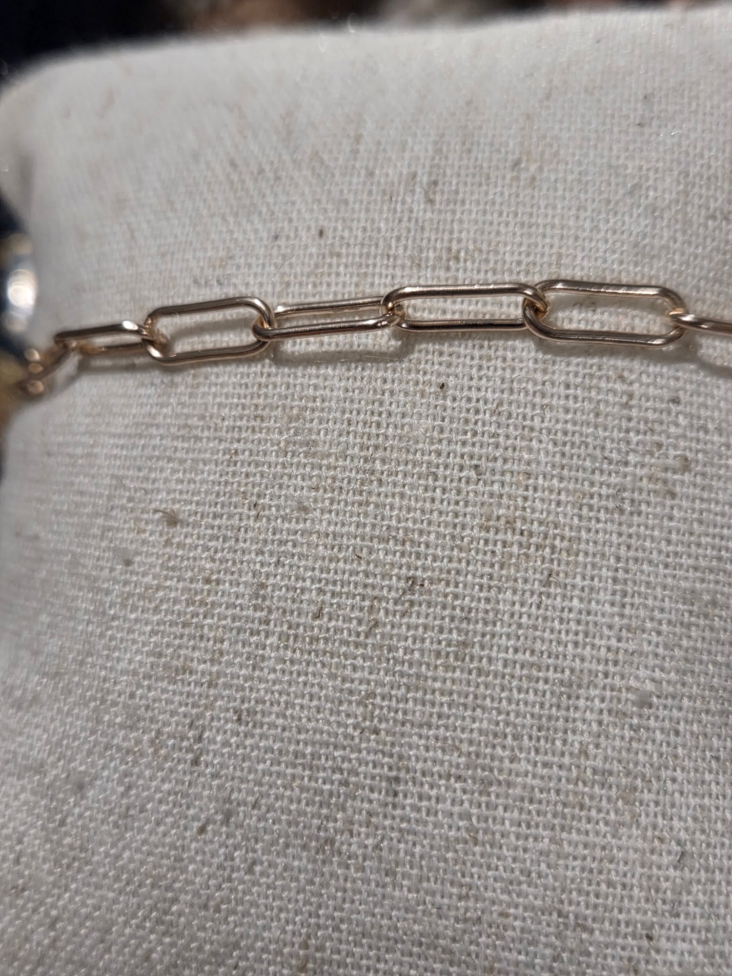 Rose paperclip large link